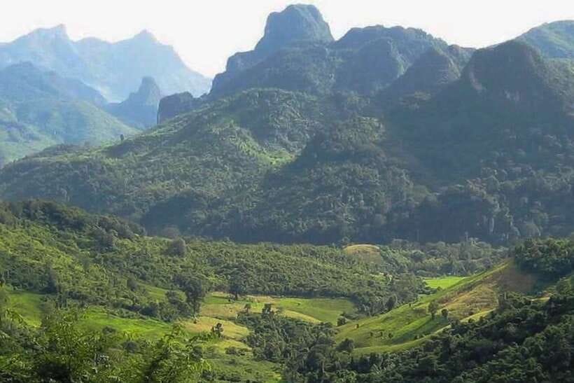 Luang Prabang: Mountain Trek & Local Villages Overnight Tour - Day One: From the Nam Khan to the Longhut Trail