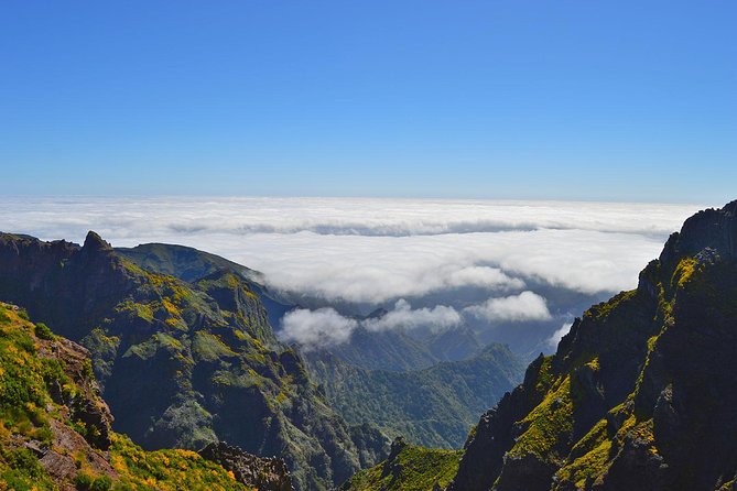 Madeira Peaks - Mountain Walk - Starting above the clouds at Pico do Arieiro