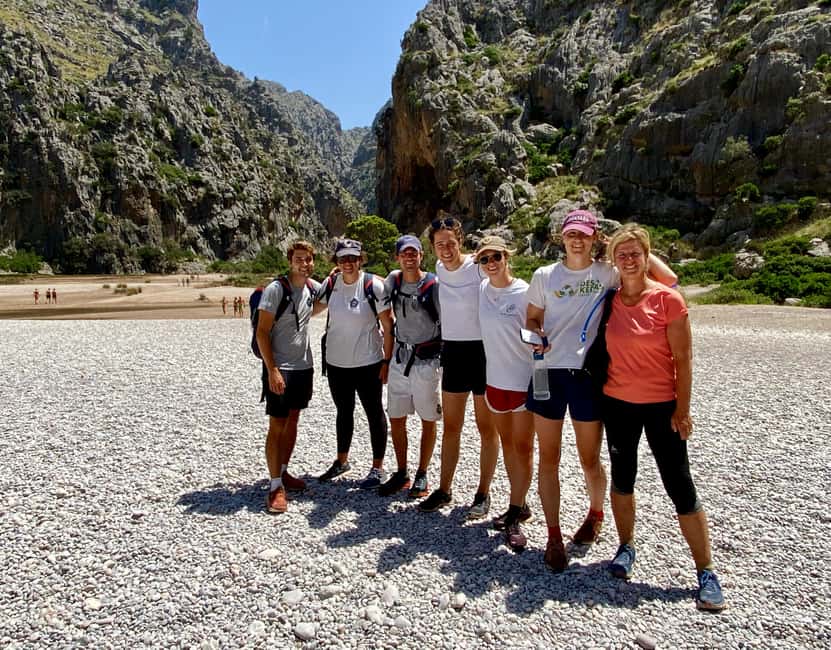 Mallorca: Torrent de Pareis trekking Adventure - What to pack for a better day