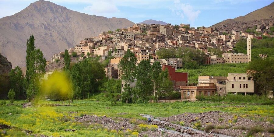 Marrakesh: 2-Day Mt. Toubkal Trek with 1-Night Stay & Meals - The Summit View and the Descent