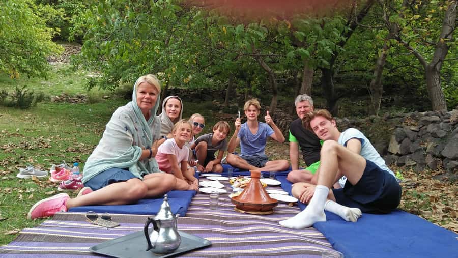 Marrakesh: 2-Day Mt. Toubkal Trek with 1-Night Stay & Meals - Food, Guides, and Group Rhythm