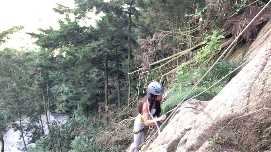 Medellin: Day Trip to Private Zipline and Waterfall Trek - Choosing the second line or the suspension bridge