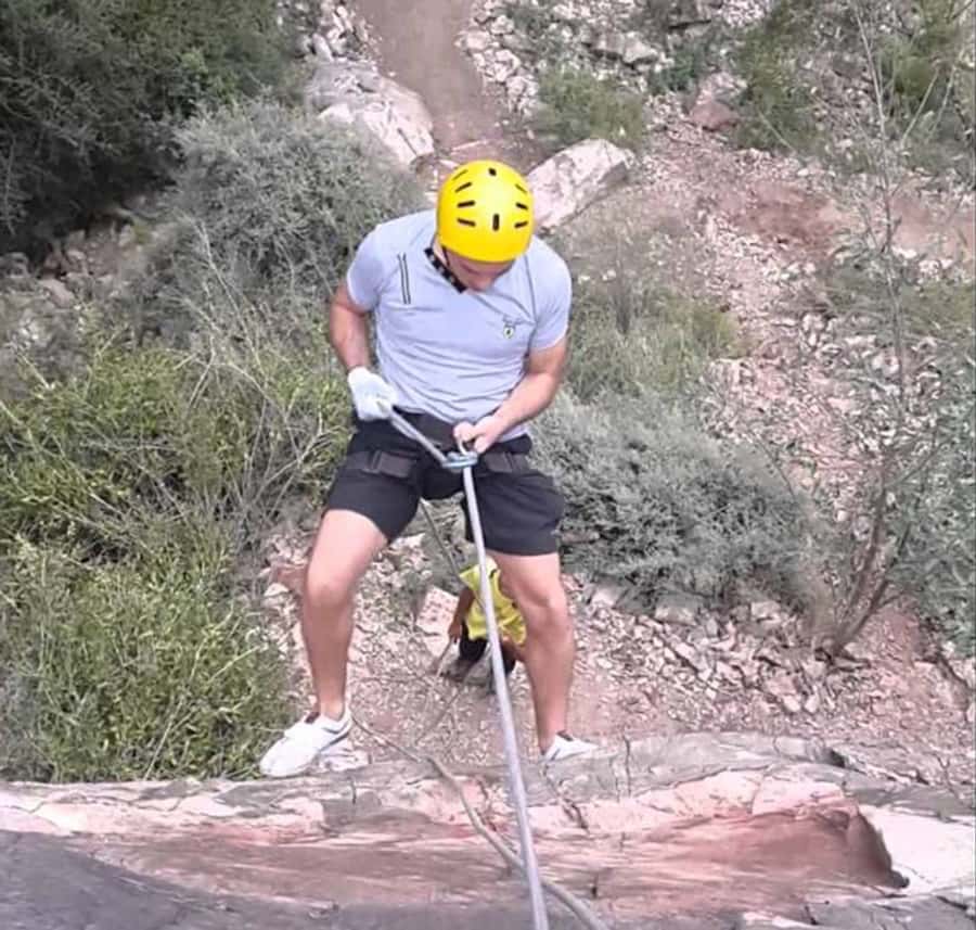 Mendoza: Trekking, Abseiling and Zipline - What the 30-meter rappel feels like