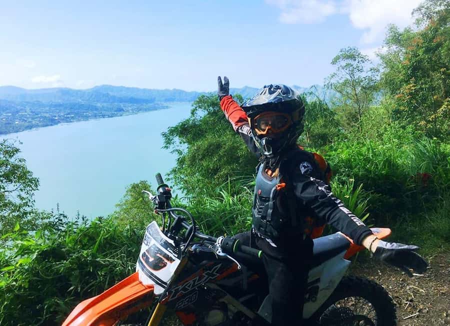 Mount Batur: Sunrise Dirt Bike Trek with Trained Riders - Optional coffee plantation stop