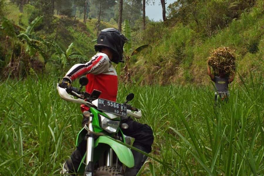 Mount Batur: Sunrise Dirt Bike Trek with Trained Riders - What the $50 price really covers
