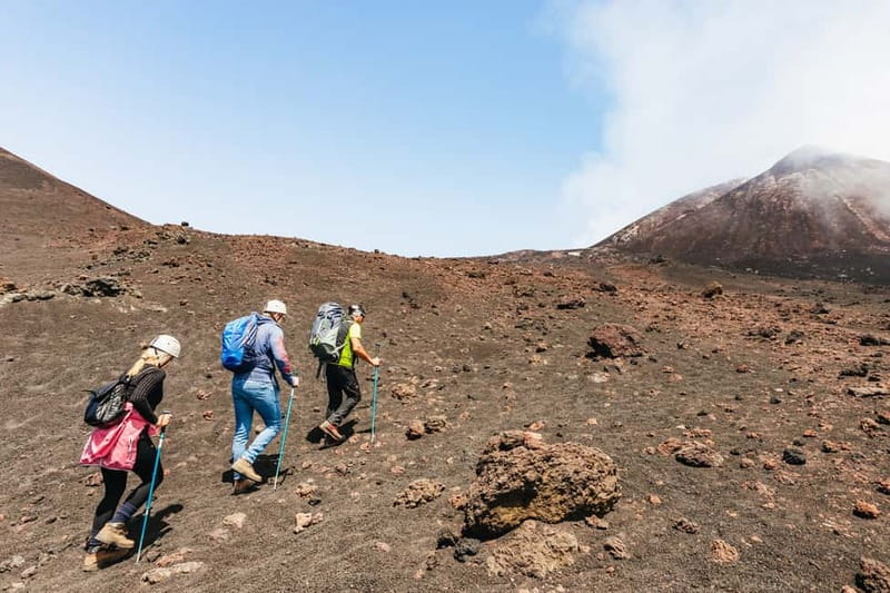 Mount Etna: scenic Summit Trek with a volcano Guide and Gear - What you see at the summit