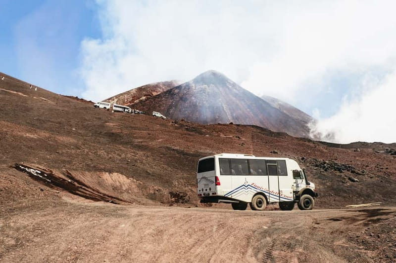 Mount Etna: scenic Summit Trek with a volcano Guide and Gear - What to wear and pack for Etna