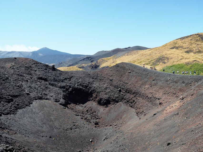Mount Etna: Trek to the Craters of The 2002 Eruption - Following the fault from the 2002 eruption