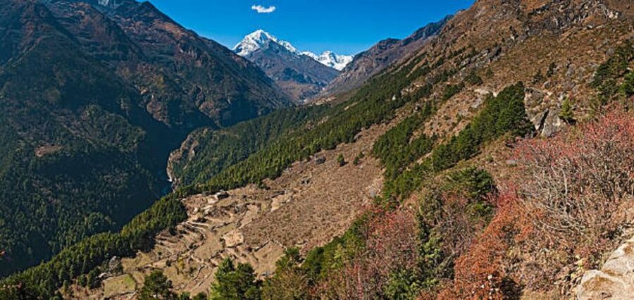 Mount Everest Panorama View Trek: Closest MT. Everest Hiking - Day 2: The trail rises toward Namche Bazaar