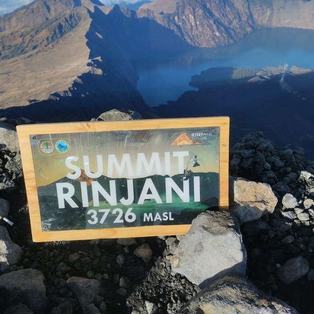 Mount Rinjani: 2-day 1-night Guided Summit Trek with Meals - Who should book this trek