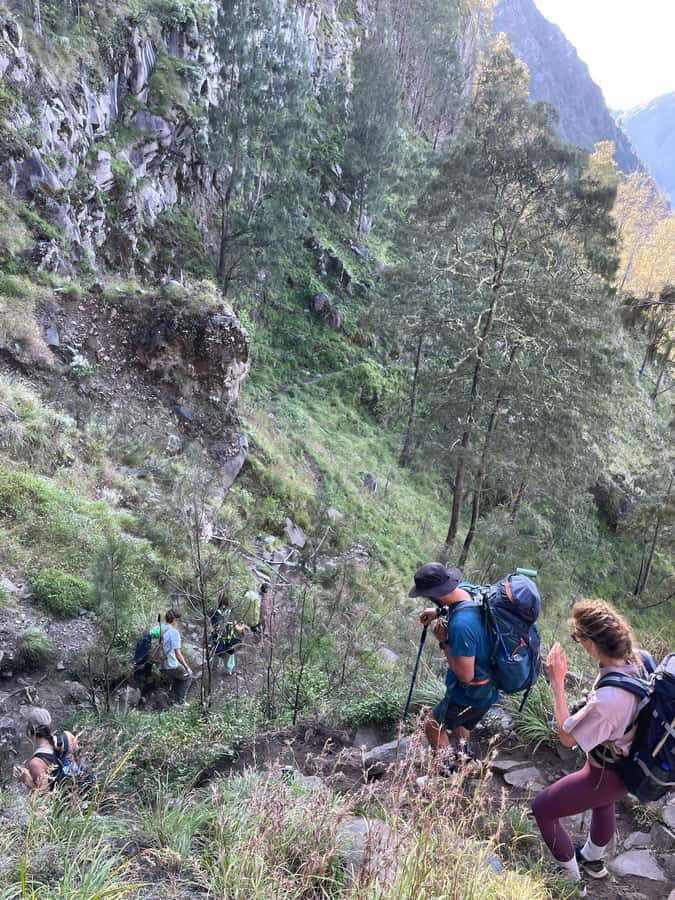 Mount Rinjani: 2D-1N Trekking Summit Sunrise Point Join Tour - The descent is not an easy afterthought