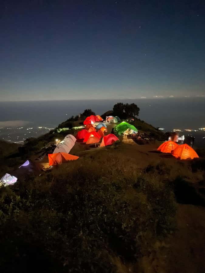 Mount Rinjani: 2D-1N Trekking Summit Sunrise Point Join Tour - Day one: Senaru transfer and the climb from Sembalun