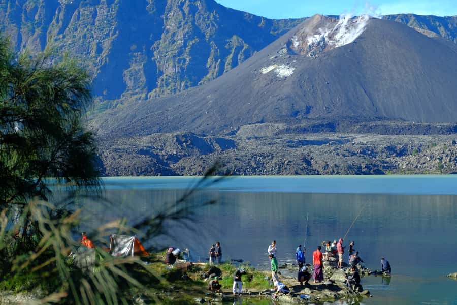 Mount Rinjani: 2D/1N Trekking To Sembalun Or Senaru Views - The steep climb to Sembalun Crater Rim