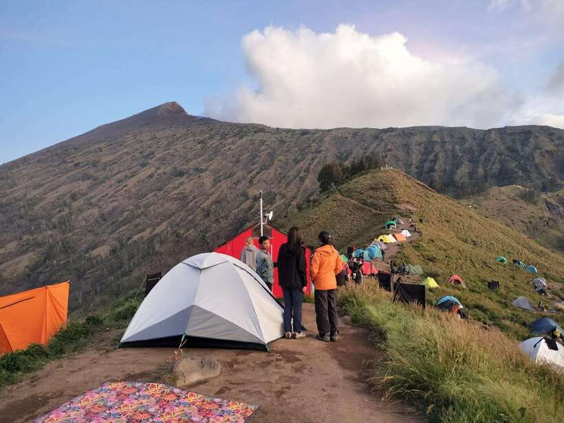 Mount Rinjani Climbing 2D/1N Summit Trek 3726M - Day two: the 3:00 AM summit push
