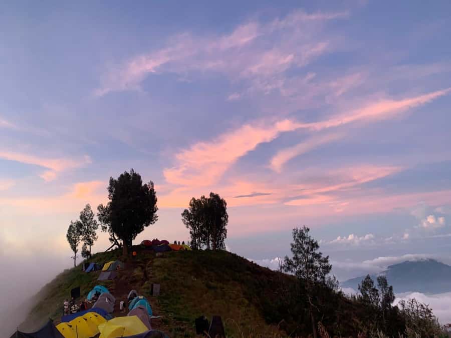 Mount Rinjani Trekking 2D/1N Summit Sunrise & Sunset Views - Breakfast, then the long descent
