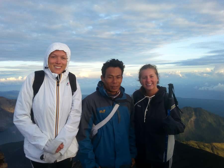 Mount Rinjani Trekking 2D-1N Summit - Day one: open meadows and the long climb to 2,639 meters
