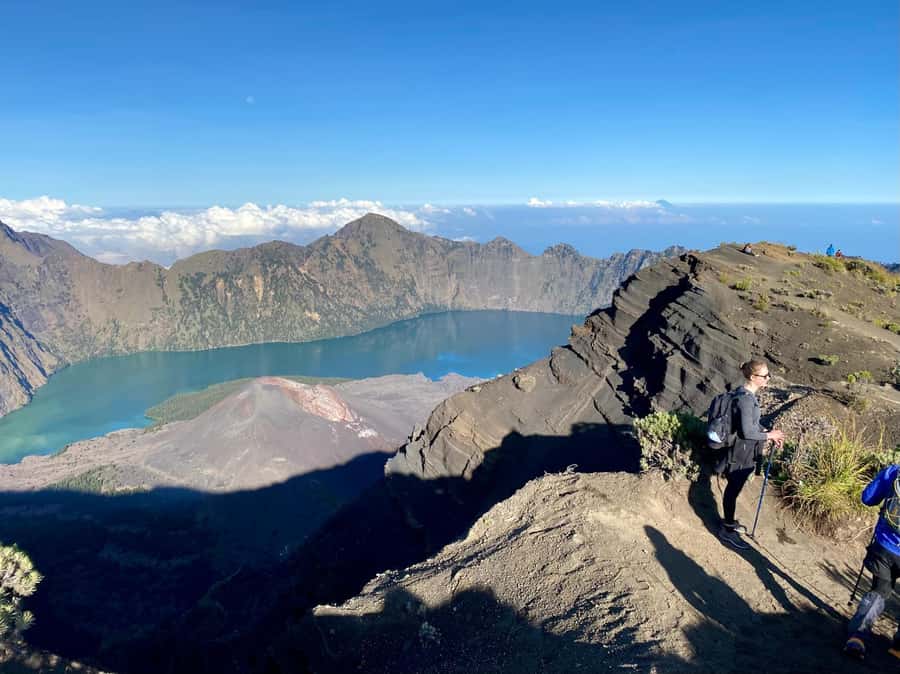 Mount Rinjani Trekking 3Days/2nights Summit Lake Hotspring - What this three-day Rinjani route really asks of you