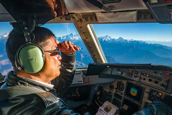 Mountain Everest Scenic Flight with Hotel Pickup and Dropoff - The aircraft seat issue you need to understand