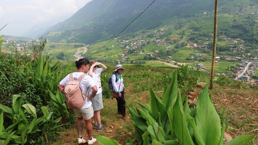 Mountain Views And Villages Trek - How hard is the walk?