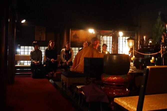 Mt. Inunaki Trekking and Goma Prayer Experience in Osaka - Who should book this experience