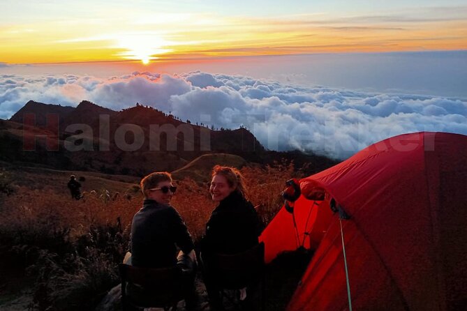 Mt Rinjani Trekking 2 Days 1 Night (Senaru Crater Rim) - Day two: eight hours under the forest canopy