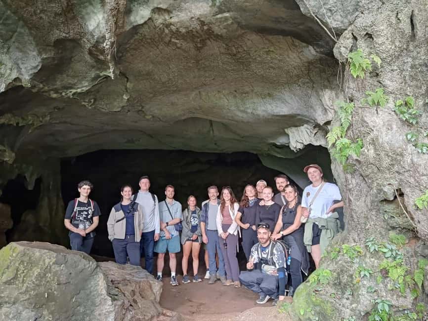Ninh Binh: Cuc Phuong Jungle Trek, Wildlife & Ancient Caves - Meeting rare primates at the rescue center
