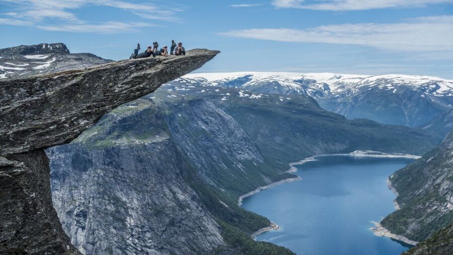 Odda: Full-Day Trolltunga Via Ferrata & Sky Ladder Adventure - The return hike and the question of descending the ferrata