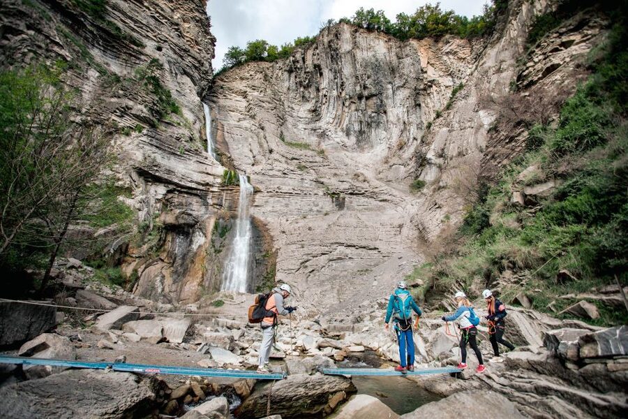 Ordesa, Broto : Via Ferrata K3. Climbing Experience - Meeting in Broto and getting ready