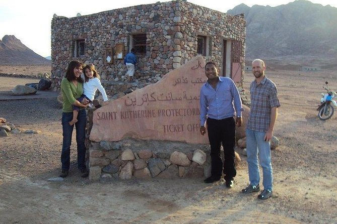 overnight st Catherine monastery , Moses mountain climbing form Cairo - The return to Cairo after a sleepless night