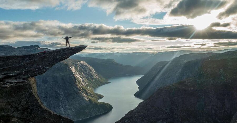 Overnight: Trolltunga Via Ferrata Sky Ladder Glamping - Starting at P2 in Skjeggedal