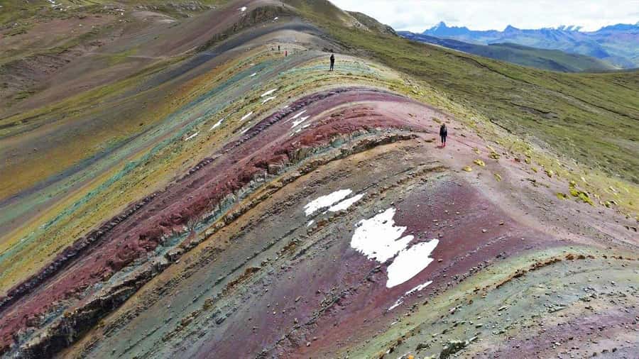 Palcoyo colored mountain hike + stone forests - Key points to know before booking
