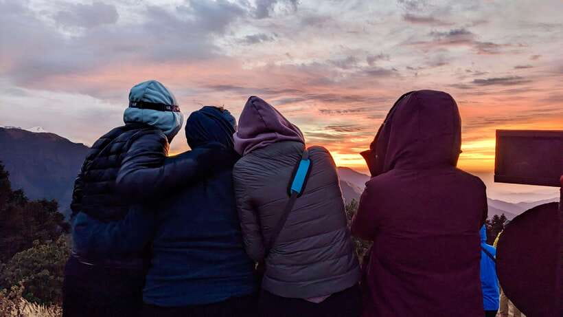 Pokhara: 4-Day Poon Hill and Ghandruk Guided Trek - Day three: Poon Hill sunrise, then the long route to Ghandruk