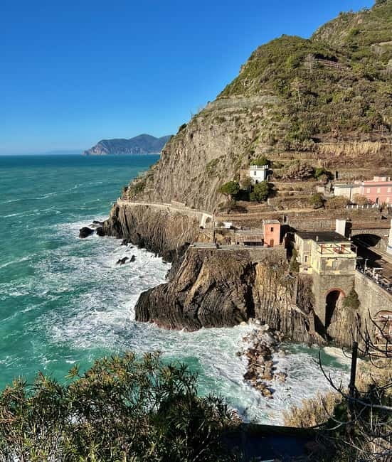 Private Cinque Terre Trekking Tour - Riomaggiore sets the tone at 8:30 a.m.