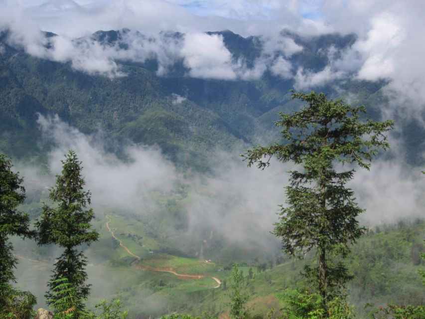 Private Hoang Lien National Park & Tribal Village Trek - Tram Ton Pass and O Quy Ho Pass