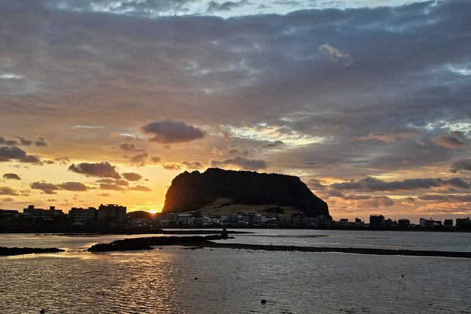 Private Jeju Geopark Gotjawal and Oreum Trekking Experience - Who will enjoy this day most