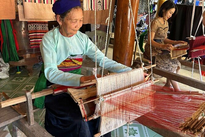 Pu Luong Full Day Trek Terraces Weaving and Waterfall Lunch - Lan Village and the Thai weaving tradition