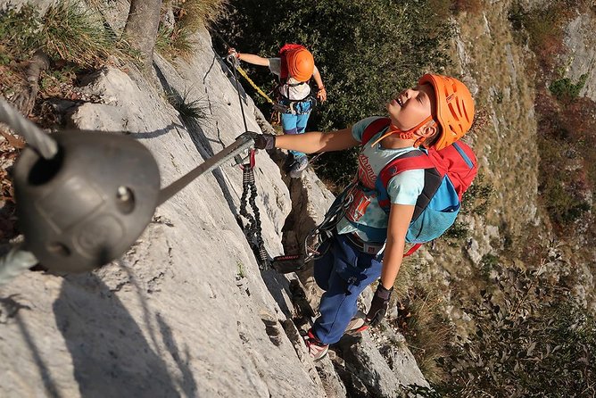 Rent Via Ferrata Sets and Mountaineering Equipment - Choosing between a via ferrata set and mountaineering gear