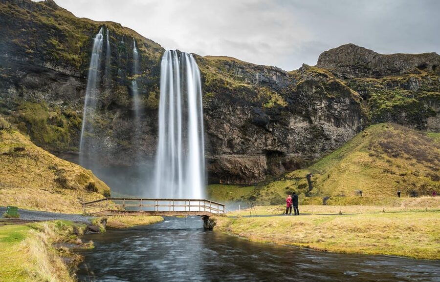 Reykjavik: Glacier Hike & South Coast Day Tour - The Reykjavík pickup and the long road south