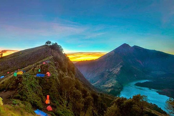 Rinjani Trekking 2D1N Senaru crater rim - 8:00 am start through Senaru’s tropical forest