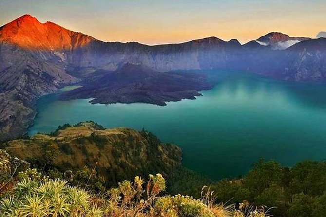 Rinjani Trekking 3D2N Summit - Day 2: Sembalun and the first crater rim