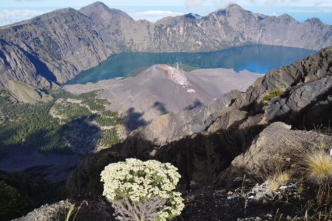 Rinjani Trekking Three Days Two Night Summit Lake - Day 1: From farmer fields to the crater rim