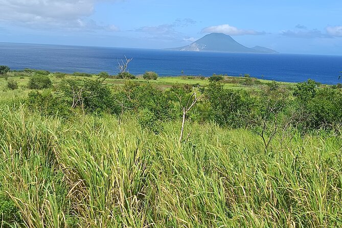 Saint Kitts Train Trek - Commentary that gives the scenery a story