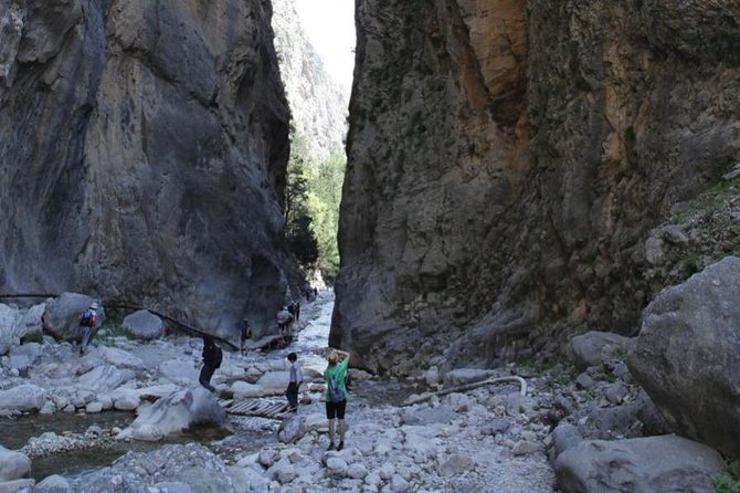 Samaria Gorge Trek: Full-Day Excursion from Heraklion with Guide - Starting high in the White Mountains