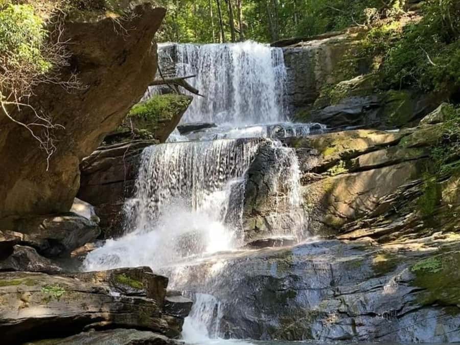 Santa Marta: Trekking in Minca Complete Waterfall Circuit - Village stories before the forest trails