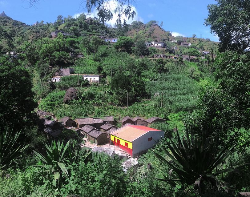 Santiago: Longueira, Pico de Antónia & Monte Tchota Trek - Why this Santiago trek is different