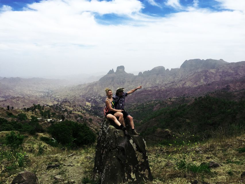 Santiago: Longueira, Pico de Antónia & Monte Tchota Trek - Choosing between the two routes
