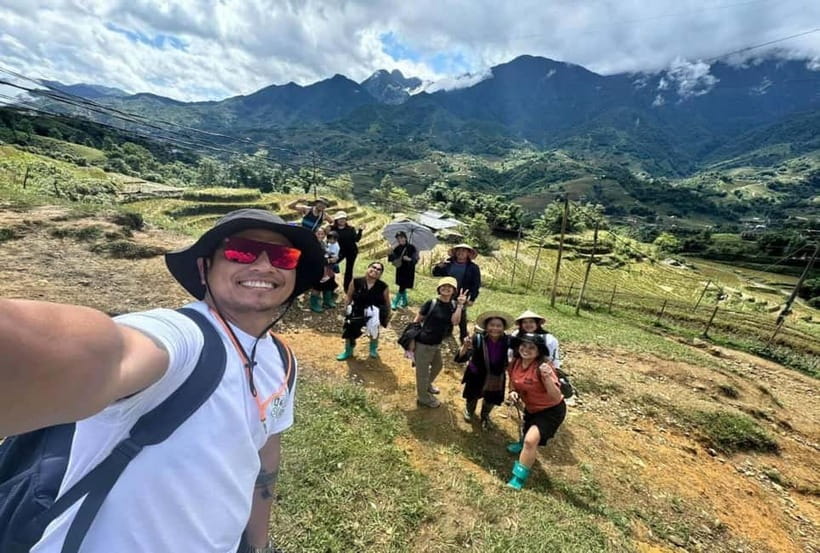 SAPA: 2-DAY 1-NIGHT TREKKING & CULTURE WITH HMONG GUIDE LINH - Ta Van and the first night at a family homestay