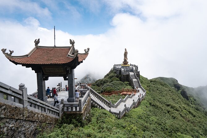 Sapa 2 Day 1 night With 3Star Hotel Trekking Cat Cat - Fanxifang - Lunch and first views in Sapa
