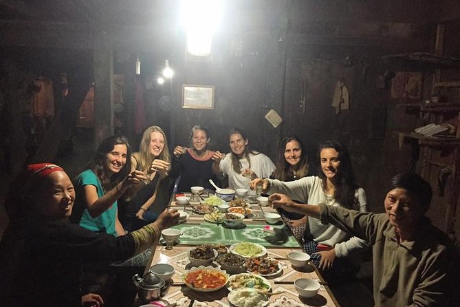 Sapa : 2-Day Trek & Heartwarming Homestay with an Ethnic Family - Meeting village life on the trail