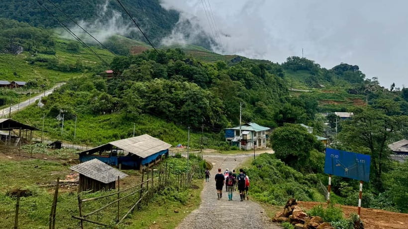 Sapa 2-Day Trekking Tour – Explore Villages & Scenic Trails - Day one: Sapa to Y Linh Ho, Lao Chai, and your homestay